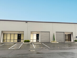 7002-7024 S 220th St, Kent, WA for lease Building Photo- Image 1 of 3