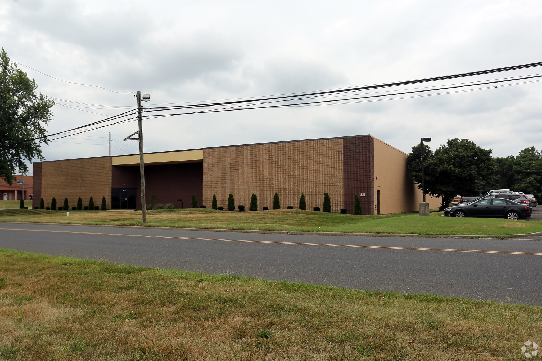 933-943 Hylton Rd, Pennsauken, NJ for lease Primary Photo- Image 1 of 7