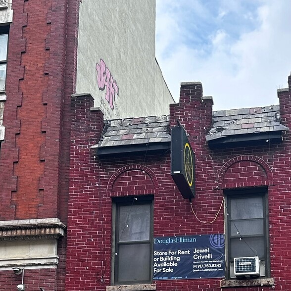 245 S 1st St, Brooklyn, NY for sale - Primary Photo - Image 1 of 12