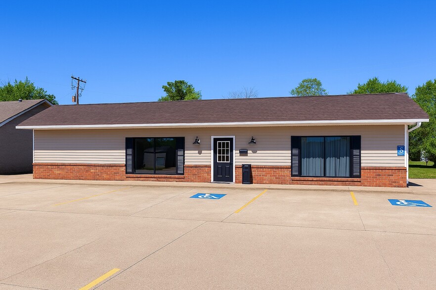 313 W Meadow Ave, Springdale, AR for lease - Building Photo - Image 3 of 4
