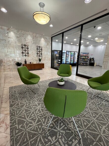 433 N Summit St, Toledo, OH à louer - Photo intérieure - Image 3 de 21