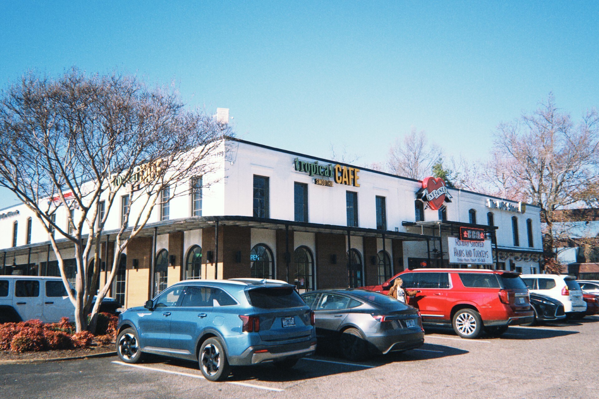 1789-1799 Kirby Pky, Memphis, TN à vendre Photo du bâtiment- Image 1 de 48