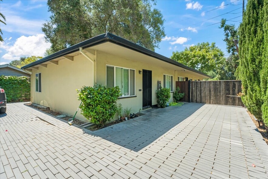 1751 Alma St, Palo Alto, CA for sale - Building Photo - Image 2 of 5