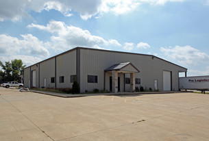 1215 Esi Dr, Springdale AR - Warehouse