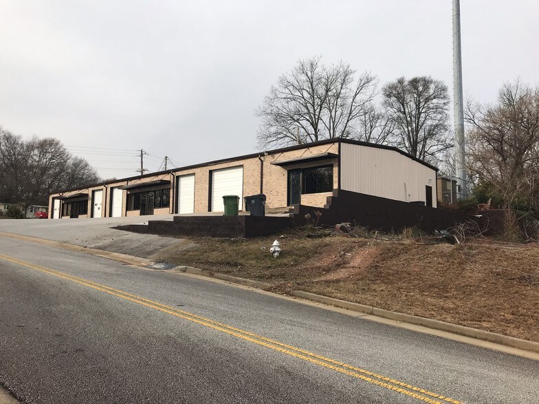 100 Mill St, Lawrenceville, GA à louer - Photo du bâtiment - Image 3 de 6