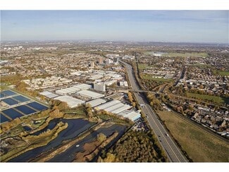 Plus de détails pour Dolphin Rd W, Sunbury On Thames - Industriel à louer