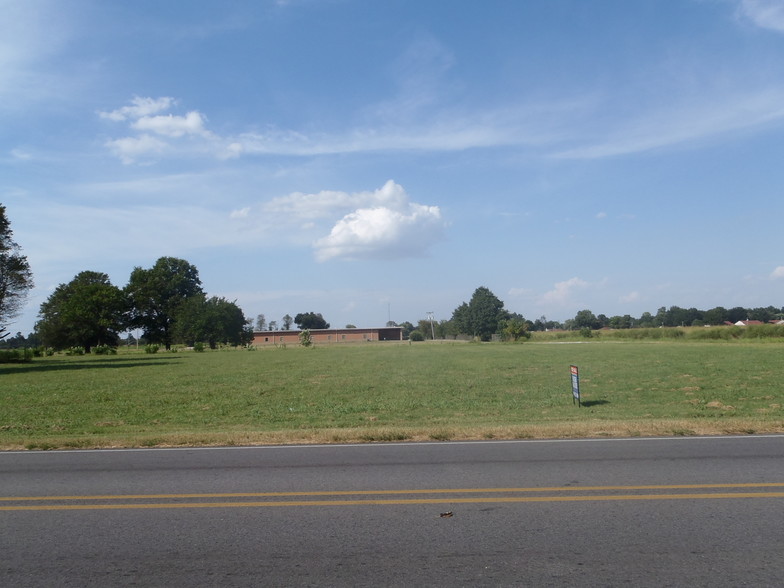 McLain Ave, Newport, AR for sale - Primary Photo - Image 1 of 1