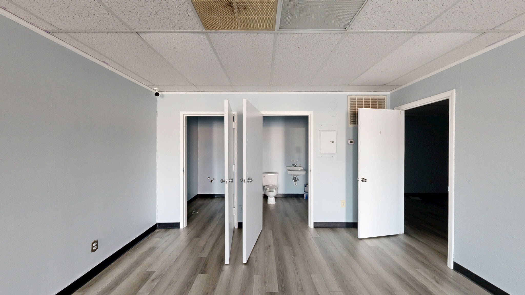 801 N Main St, High Point, NC for lease Interior Photo- Image 1 of 6