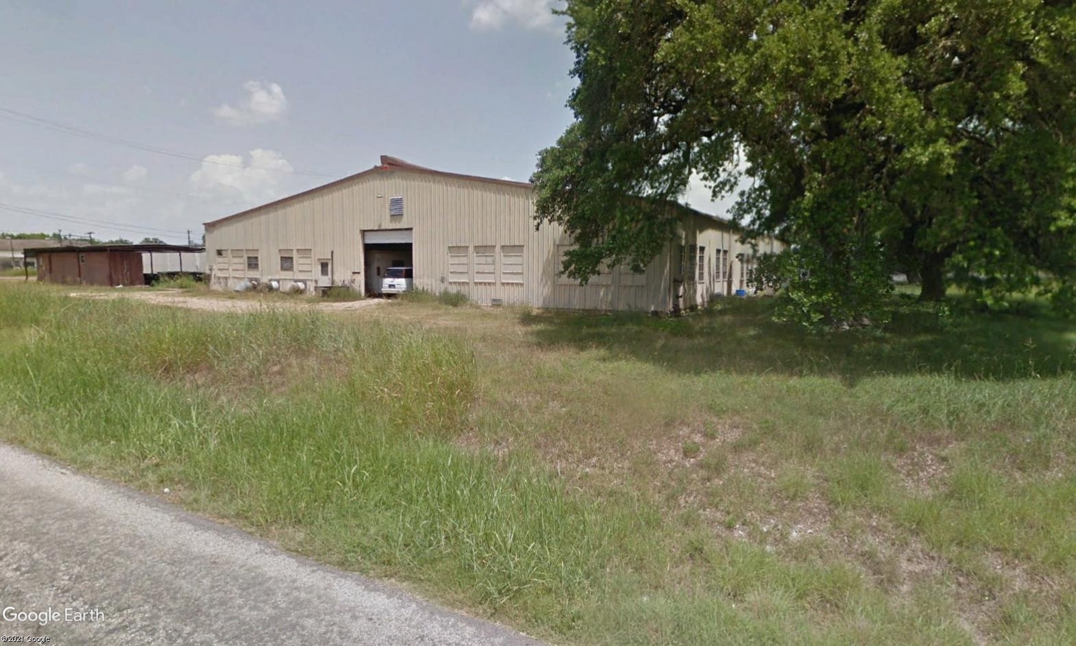 100 & 601 Hickey, Yoakum, TX for sale Primary Photo- Image 1 of 10