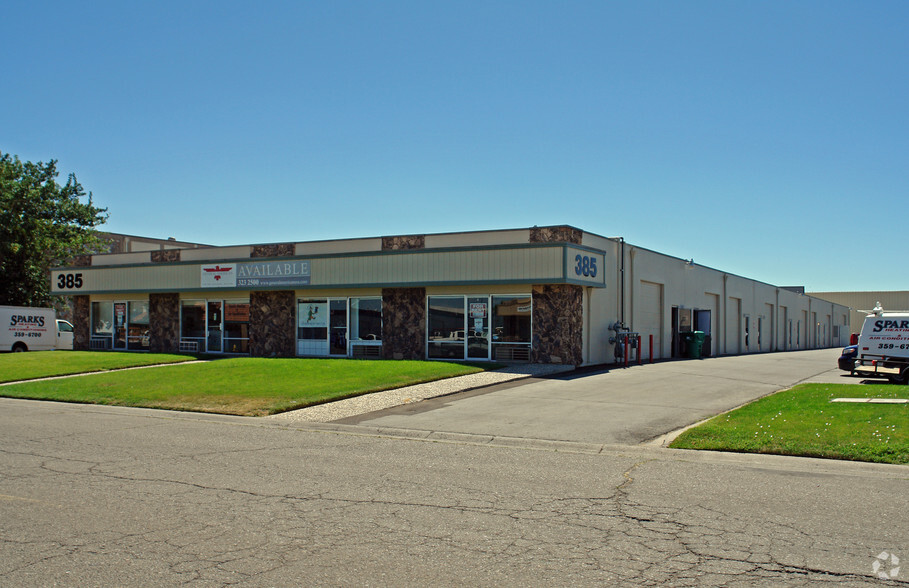 385 Freeport Blvd, Sparks, NV for lease - Building Photo - Image 1 of 38