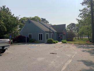 Plus de détails pour 30 Barlows Landing Rd, Pocasset, MA - Vente au détail à vendre