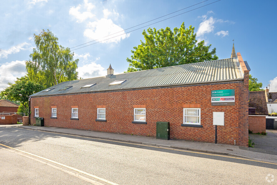 8 Church Ln, Sleaford for sale - Building Photo - Image 2 of 6