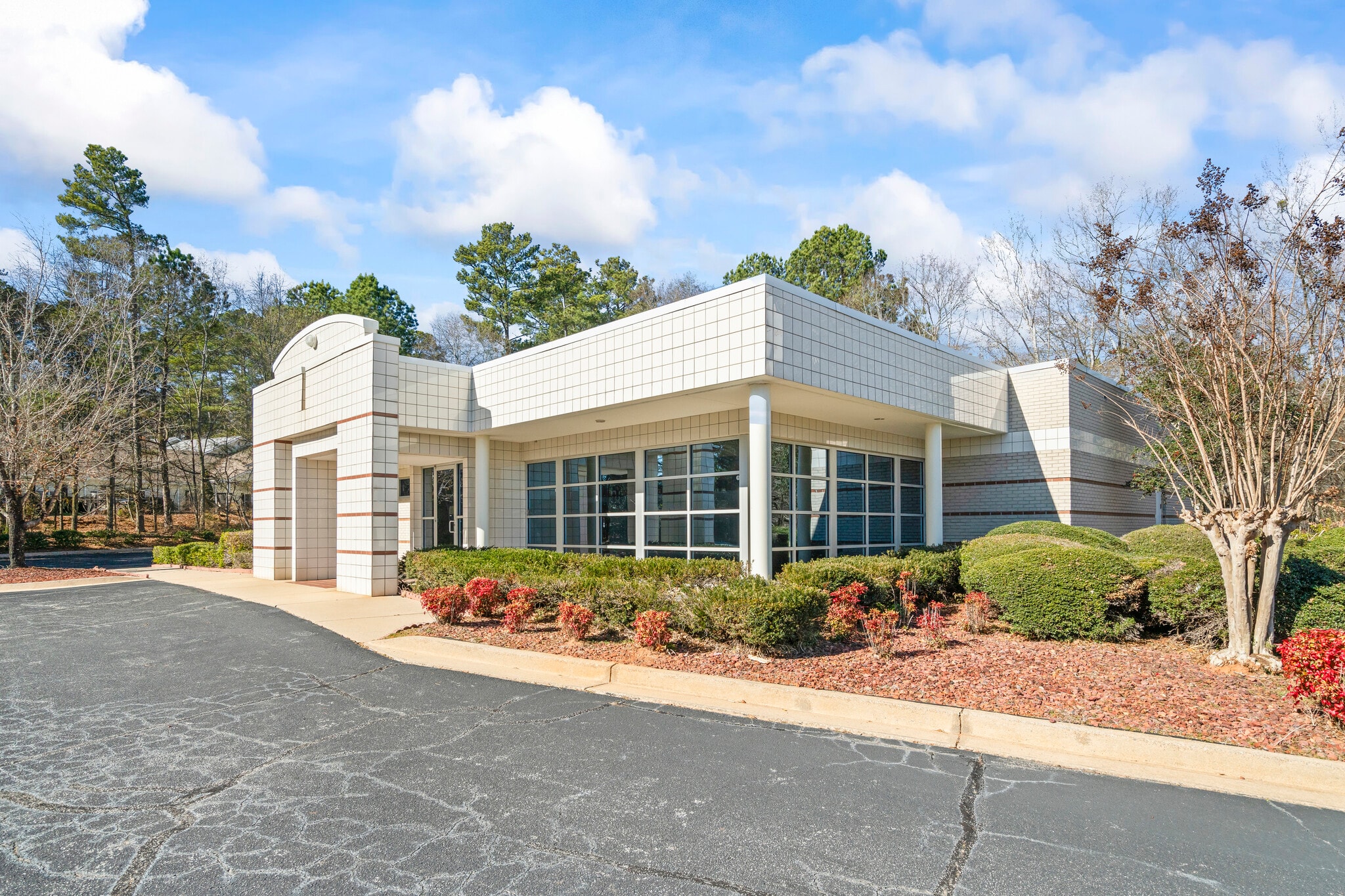 170 Cardiology Pl, Commerce, GA for lease Primary Photo- Image 1 of 18