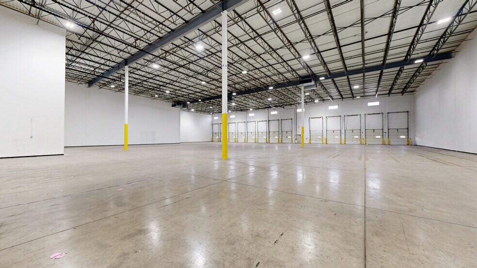 11101 Franklin Ave, Franklin Park, IL à louer - Numérisation 3D de Matterport - Image 2 de 37