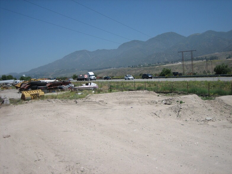 2750 Yucca St, San Bernardino, CA for lease - Primary Photo - Image 1 of 12