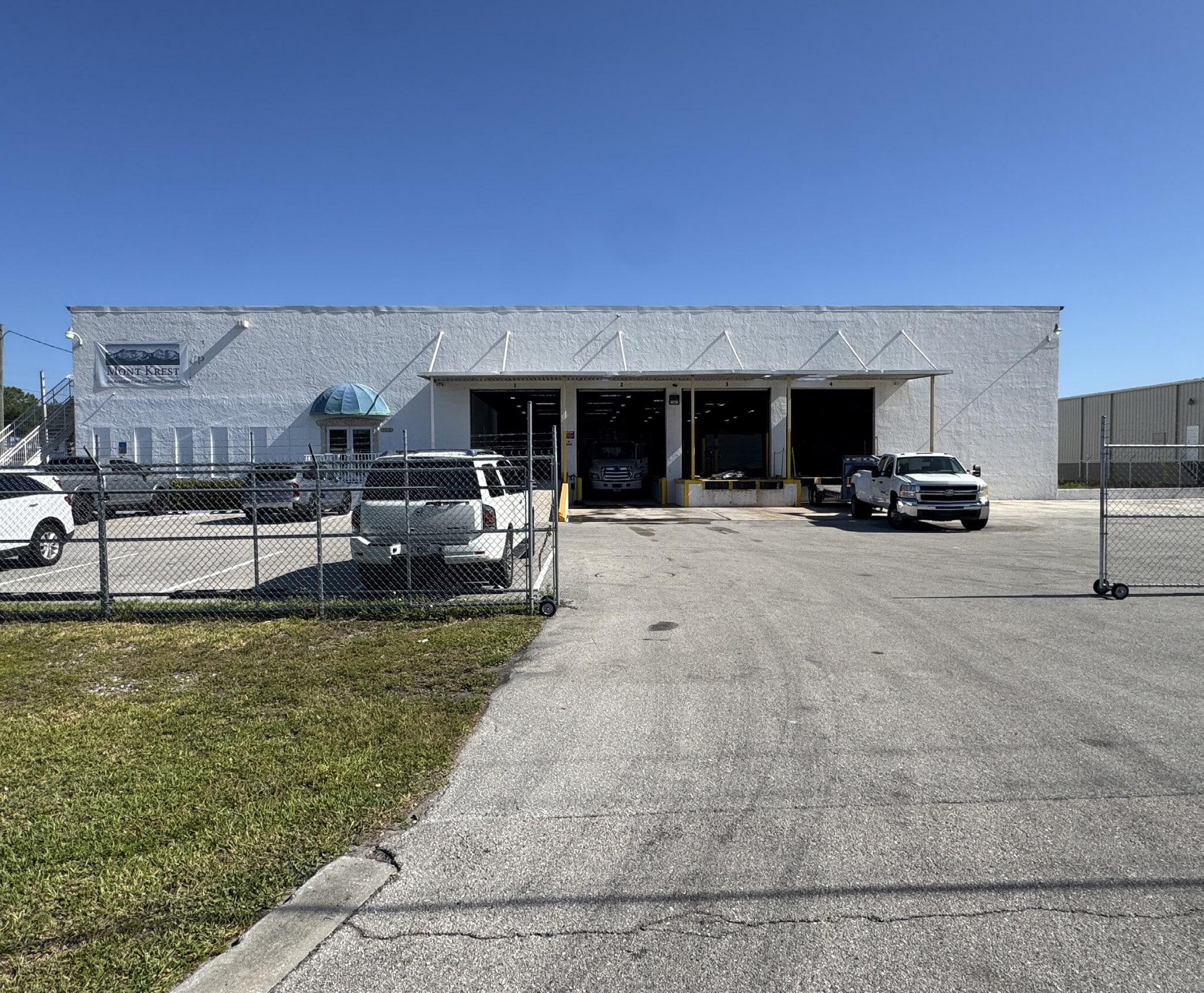 3531 Old Metro Pky, Fort Myers, FL for lease Building Photo- Image 1 of 14