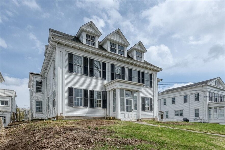 2 Elm St, Westerly, RI for sale - Building Photo - Image 3 of 28