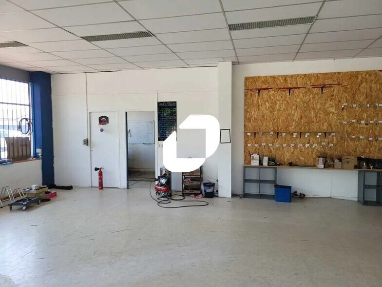 Retail in Mérignac for lease - Interior Photo - Image 3 of 7