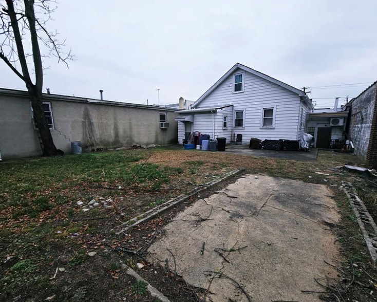 777 W Merrick Rd, Valley Stream, NY à vendre - Photo du bâtiment - Image 2 de 14