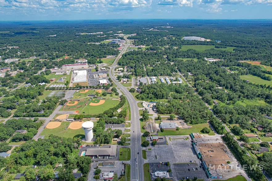 604 Mcmeans Ave, Bay Minette, AL for sale - Building Photo - Image 2 of 6