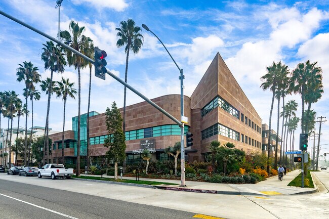 More details for 2100 Colorado Ave, Santa Monica, CA - Office for Lease