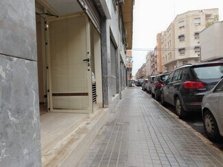 Plus de détails pour Multi-résidentiel à vendre