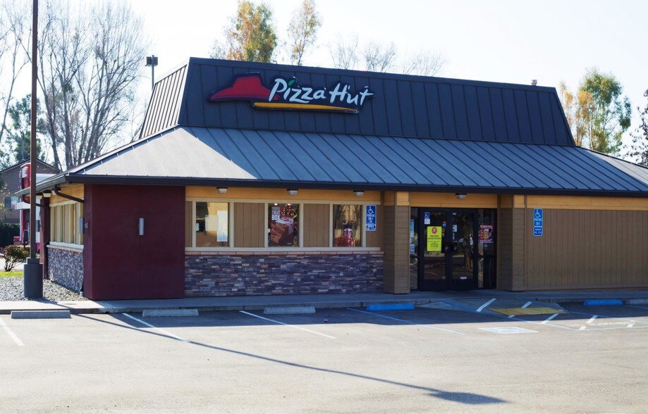 1029 N Lemoore Ave, Lemoore, CA à louer - Photo du bâtiment - Image 3 de 4