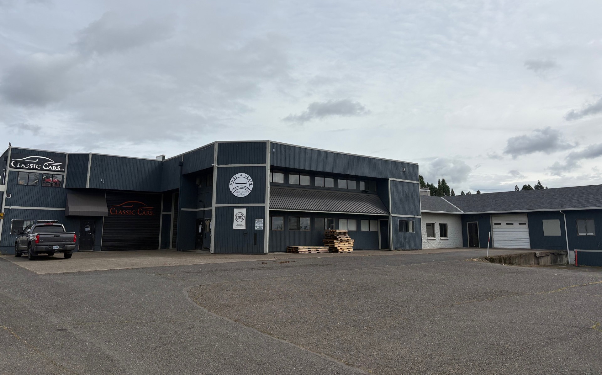 215 SW Wood St, Hillsboro, OR for sale Building Photo- Image 1 of 4