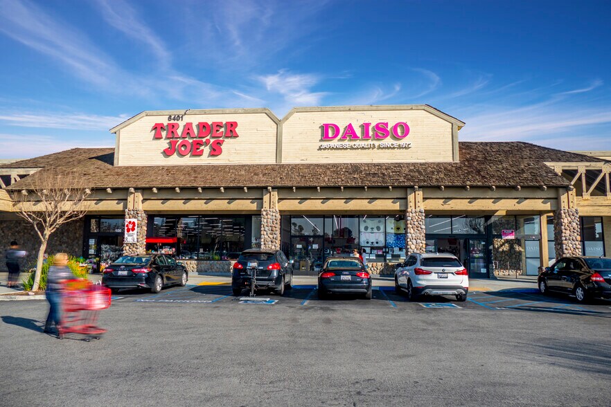 6321-6411 Haven Ave, Rancho Cucamonga, CA à louer - Photo du bâtiment - Image 3 de 15