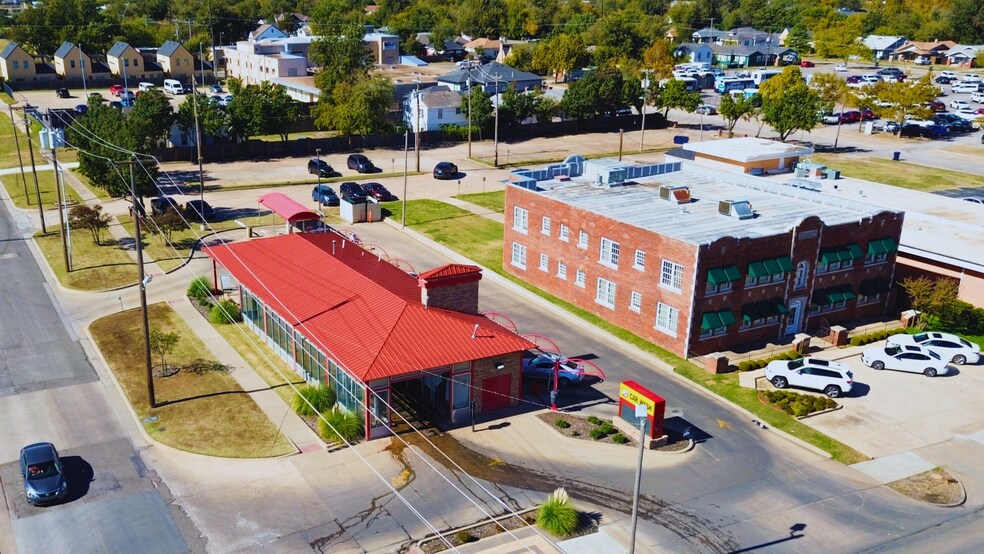 2801 N Classen Blvd, Oklahoma City, OK for lease - Building Photo - Image 2 of 4