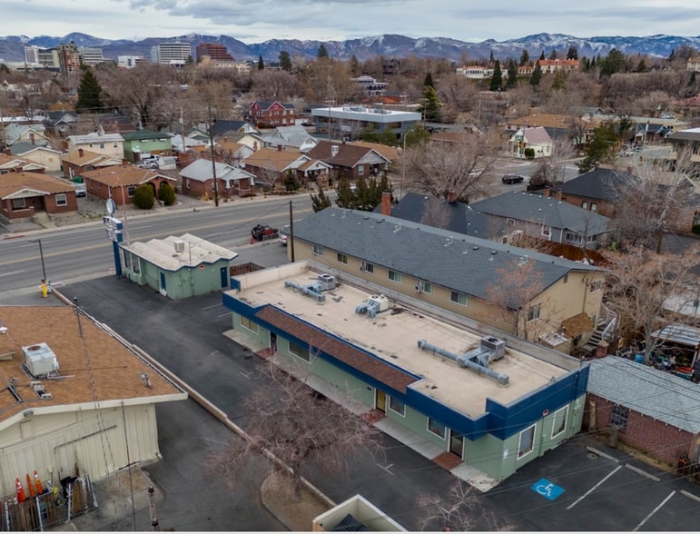 143 Keystone Ave, Reno, NV à louer - Photo du bâtiment - Image 2 de 7