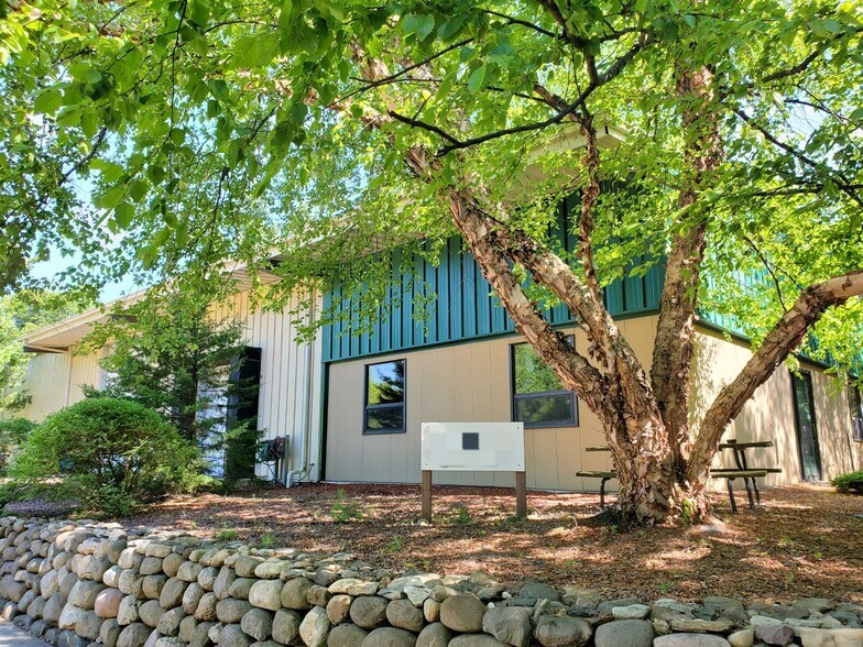 520 Mill St, Montello, WI à vendre - Photo du bâtiment - Image 3 de 23