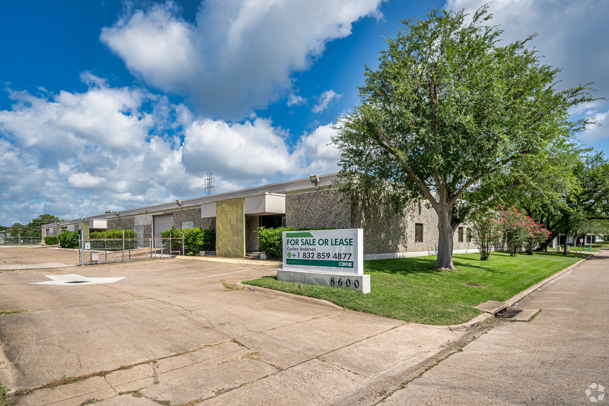 8600 Commerce Park Dr, Houston, TX à vendre Photo du bâtiment- Image 1 de 1