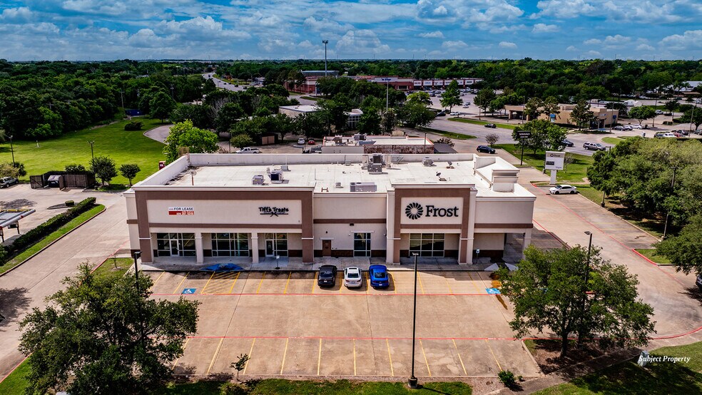 201 S FM 270, League City, TX à louer - Photo du bâtiment - Image 3 de 19