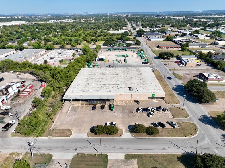 3701 Dalworth St, Arlington, TX à louer - Photo du bâtiment - Image 3 de 19