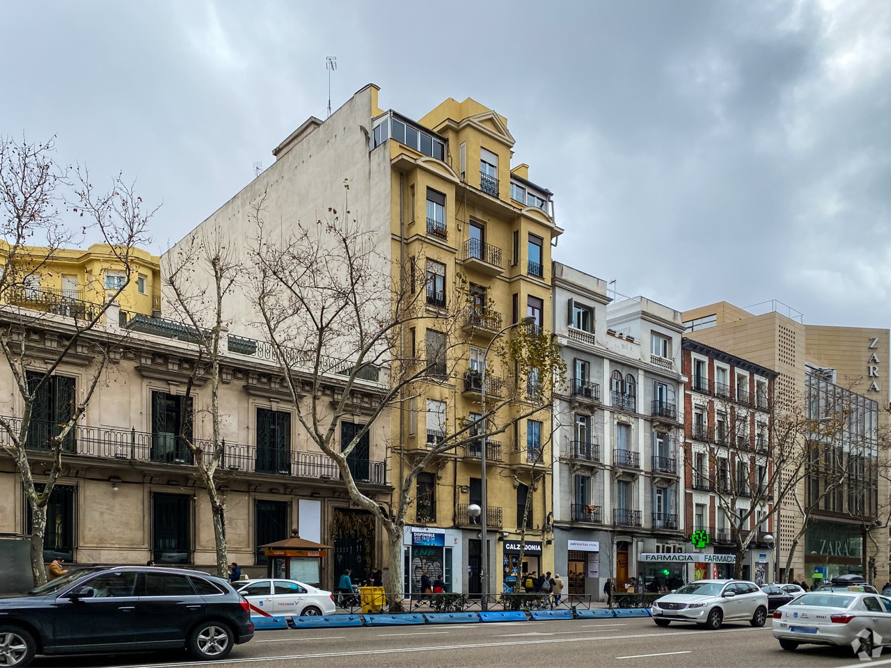 Commerce de détail dans Madrid, Madrid à louer Photo du bâtiment- Image 1 de 2