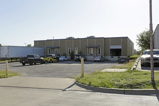 More details for 320-322 International Pky, Arlington, TX - Industrial for Lease