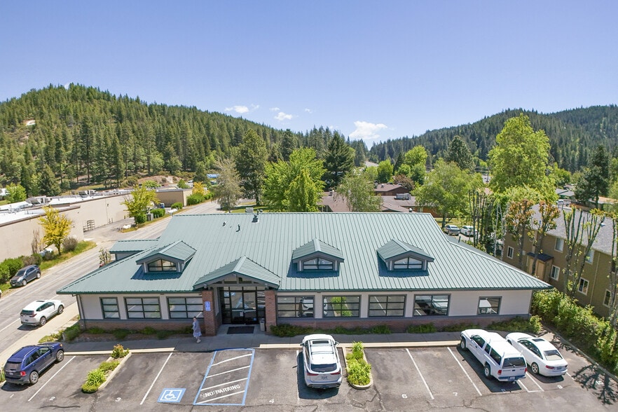 32 E Central Ave, Quincy, CA for sale - Building Photo - Image 2 of 6