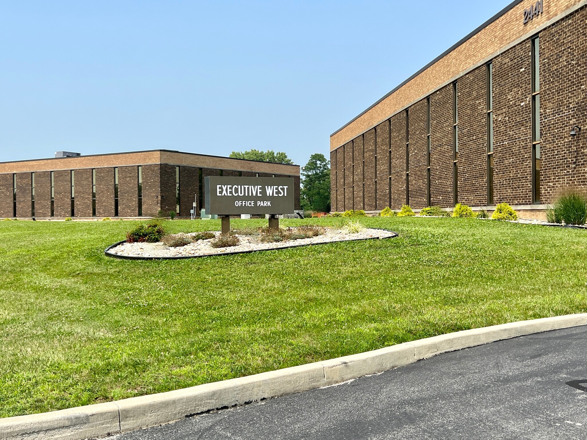 2441 Production Dr, Indianapolis, IN for lease Primary Photo- Image 1 of 8