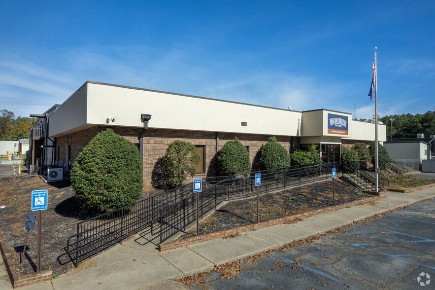 211 Pine Rd, Easley, SC for sale - Building Photo - Image 1 of 33