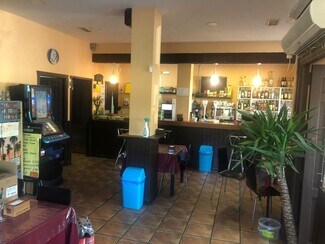 Plus de détails pour Commerce de détail à louer