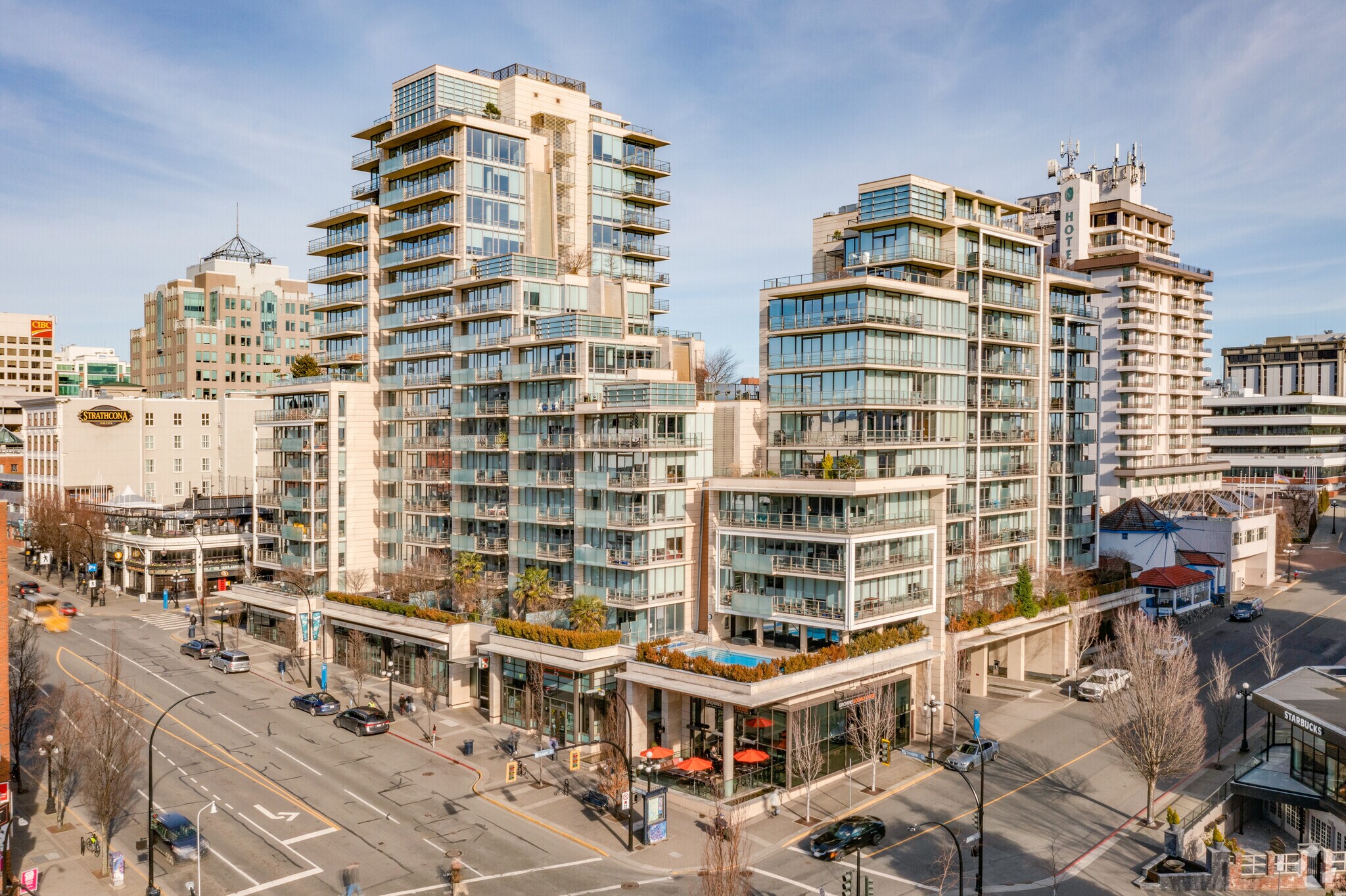 707 Courtney St, Victoria, BC à louer Photo principale- Image 1 de 8