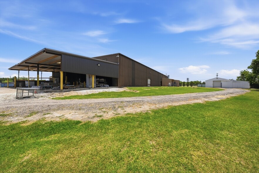 6613 N 19th St, Waco, TX for sale - Building Photo - Image 2 of 10
