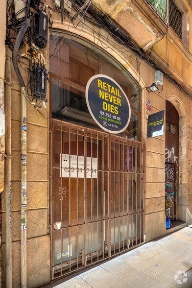 Carrer dels Flassaders, 36-38, Barcelona, Barcelona for sale - Building Photo - Image 2 of 2