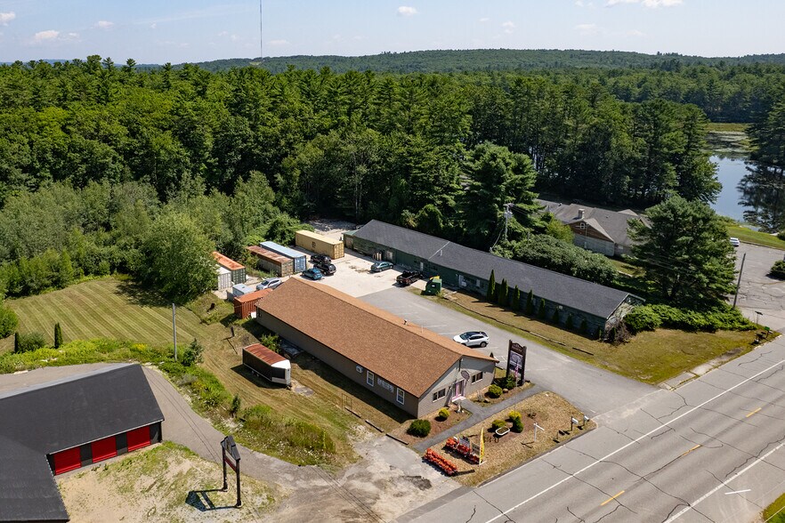 23 Roosevelt Trl, Casco, ME à vendre - Photo du bâtiment - Image 1 de 23