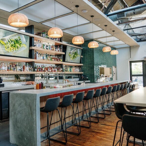 333 S Garey Ave, Pomona, CA à louer - Photo intérieure - Image 2 de 11