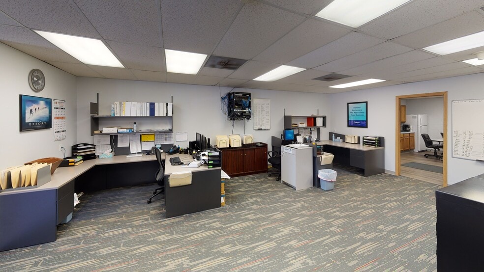 1555 Commercial Blvd, Herculaneum, MO for lease - Building Photo - Image 2 of 8