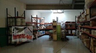 Plus de détails pour Multi-résidentiel à vendre