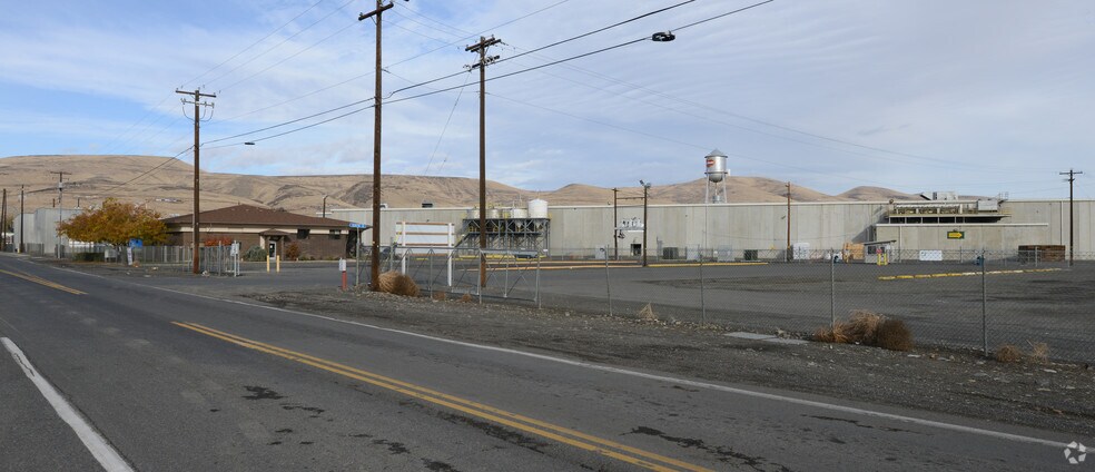 2506 Terrace Heights Dr, Yakima, WA à vendre - Photo du bâtiment - Image 2 de 10