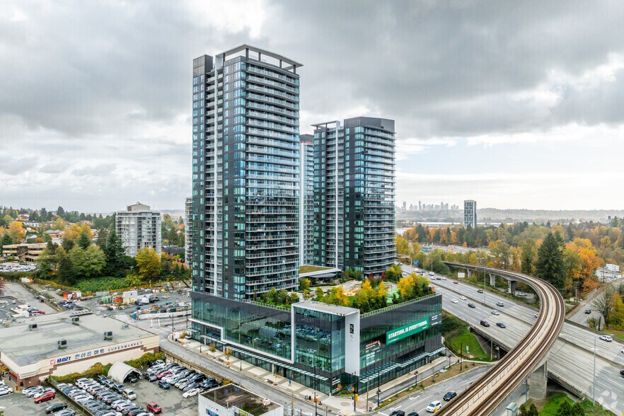 317 North Rd, Coquitlam, BC à louer - Photo principale - Image 1 de 4